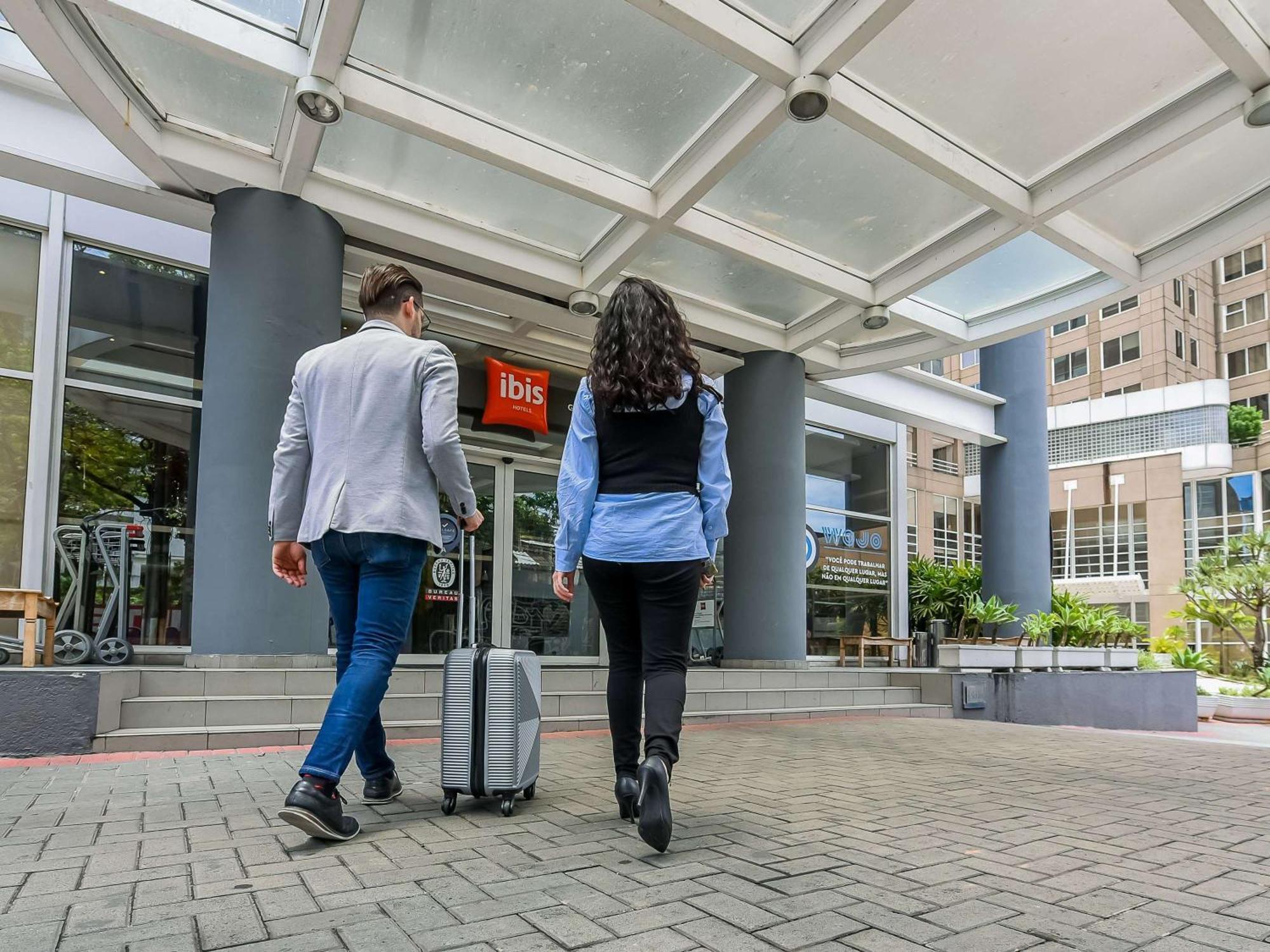 Ibis Guarulhos Aeroporto Hotel Екстериор снимка